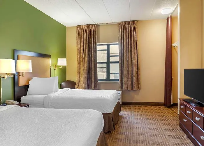 Hotel Mainstay 2*